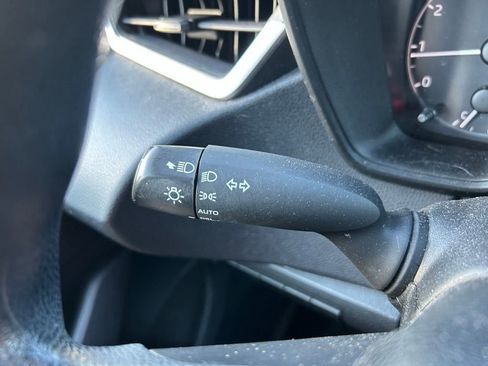 Used 2023 Toyota Corolla LE FWD image 21