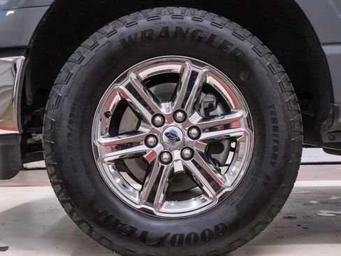 Used 2025 Ford F150 XLT w/ Equipment Group 301A Standard AWD/4WD image 32
