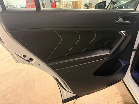 Certified 2024 Volkswagen Tiguan SE AWD/4WD image 22