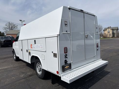 New 2025 Chevrolet Express 3500 w/ Power Convenience Package RWD image 3