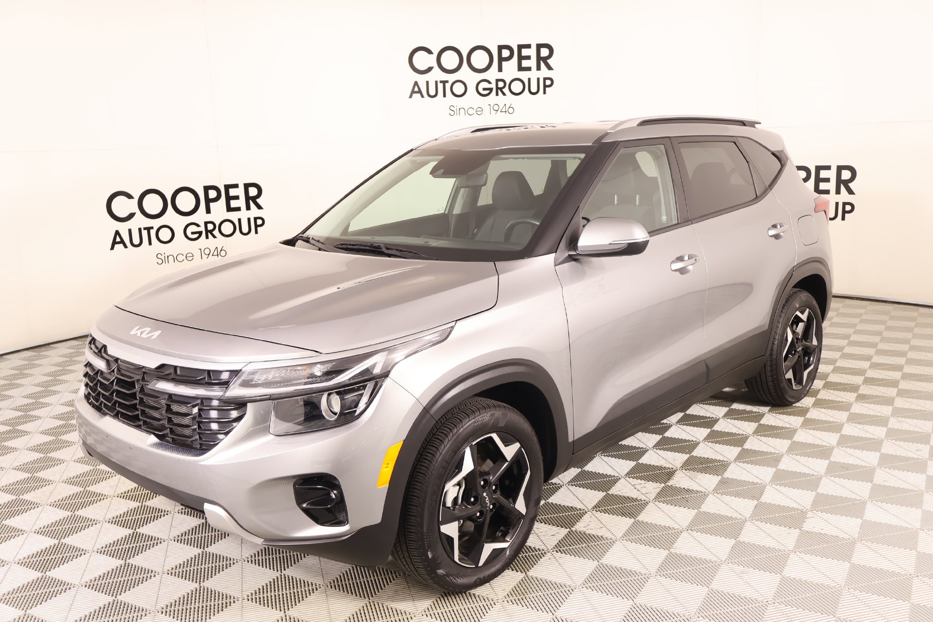 Used 2025 Kia Seltos S FWD image 10