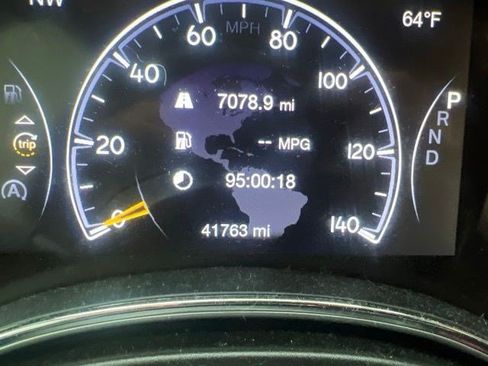 Used 2021 Jeep Grand Cherokee Laredo X AWD/4WD image 21