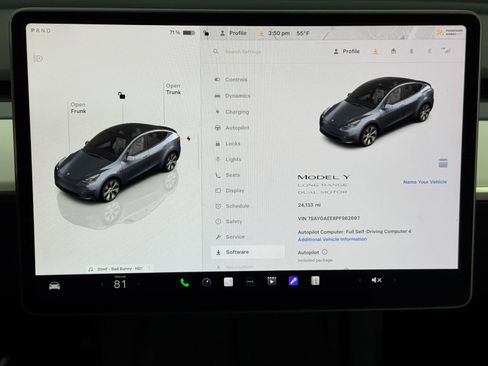 Used 2023 Tesla Model Y Long Range image 30