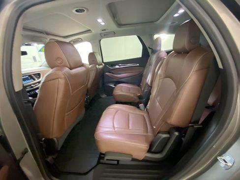 Used 2018 Buick Enclave Avenir w/ Avenir Technology Package image 28