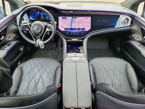 Used 2023 Mercedes-Benz EQS 580 4MATIC Sedan image 7