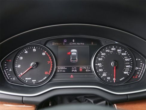 Used 2022 Audi Q5 2.0T Premium image 16