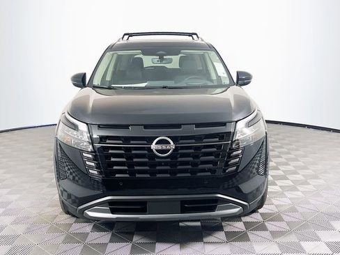 New 2026 Nissan Pathfinder Platinum image 3