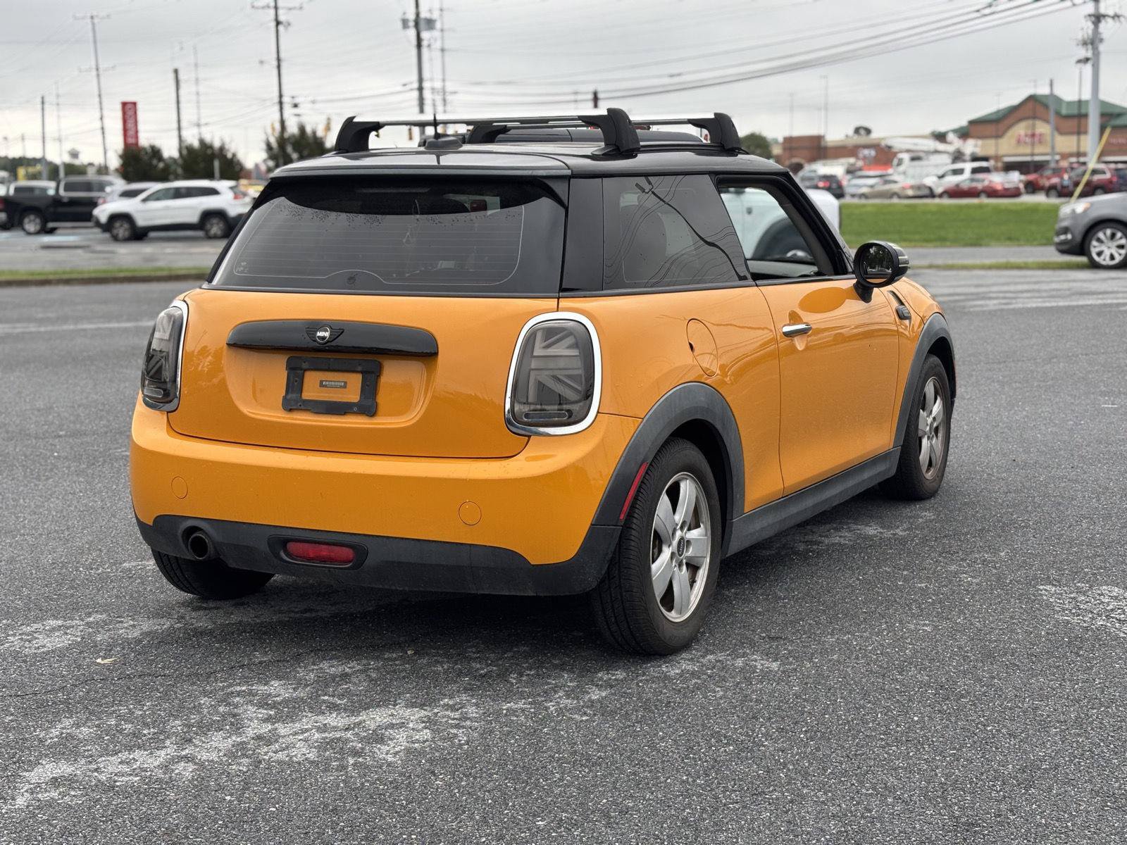 Used 2016 MINI Cooper 2-Door Hardtop FWD image 13
