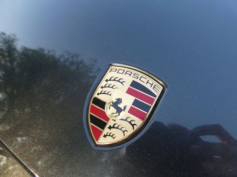 Used 2018 Porsche Panamera 4 image 77