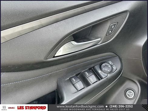 Used 2024 Buick Envista Sport Touring w/ Convenience I Package FWD image 17