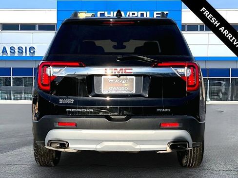 Used 2023 GMC Acadia SLE w/ Driver Convenience Package image 6