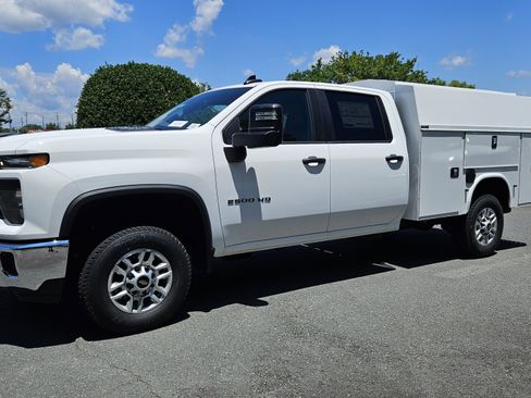 New 2025 Chevrolet Silverado 2500 W/T w/ WT Convenience Package AWD/4WD image 1