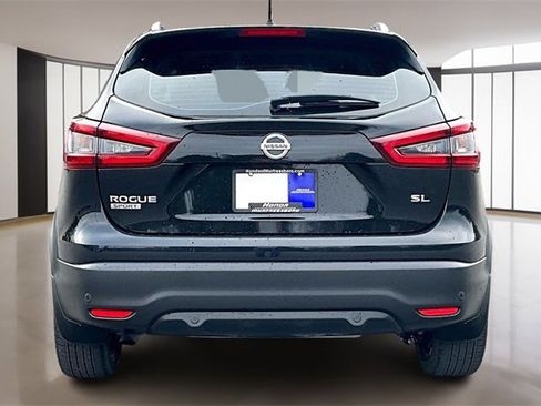 Used 2022 Nissan Rogue Sport SL w/ Premium Package image 5