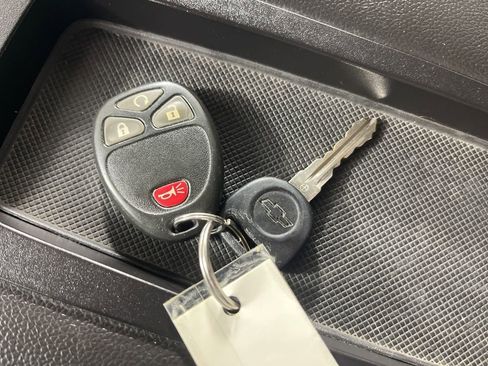 Used 2011 Chevrolet Silverado 1500 LTZ w/ LTZ White Diamond Edition image 31