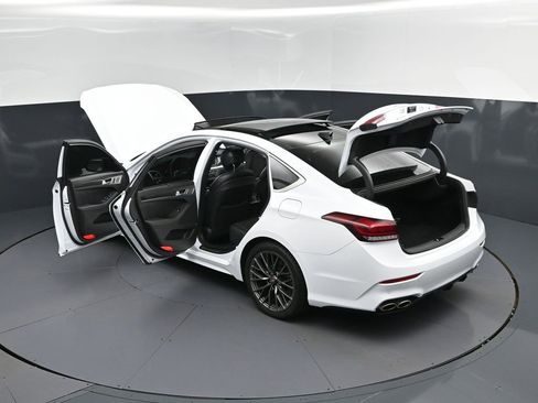 Used 2019 Genesis G80 3.3T Sport image 2