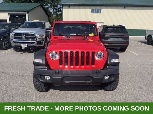 Used 2020 Jeep Wrangler Sport AWD/4WD image 2