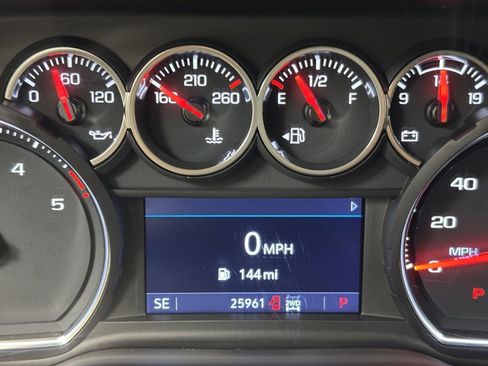 Used 2023 Chevrolet Silverado 2500 LT w/ Convenience Package image 32