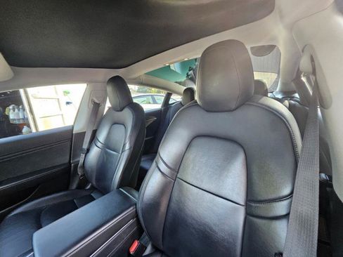 Used 2018 Tesla Model 3 Long Range RWD image 23