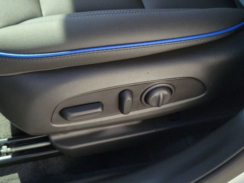 New 2026 Buick Envista Sport Touring w/ Convenience I Package FWD image 23