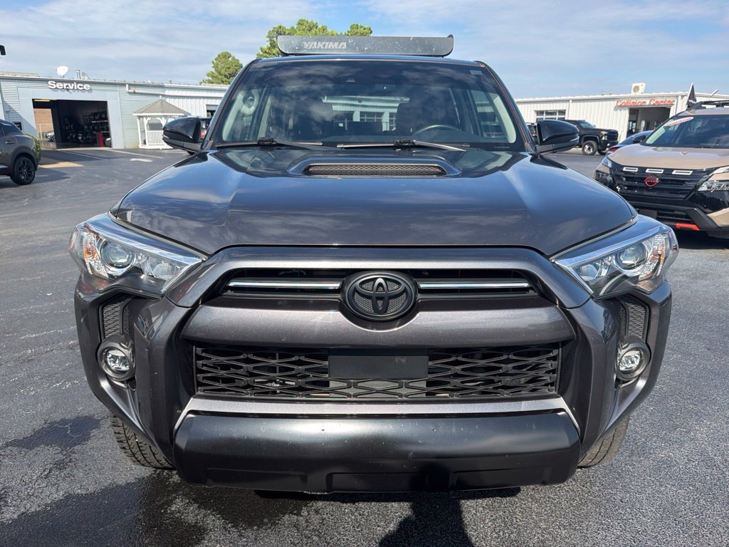 Used 2021 Toyota 4Runner Venture w/ Moonroof Package AWD/4WD image 9