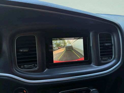 Used 2020 Dodge Charger SXT w/ Leather Interior Group image 23