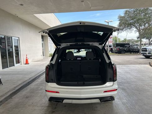 Used 2021 Cadillac XT6 Sport image 37
