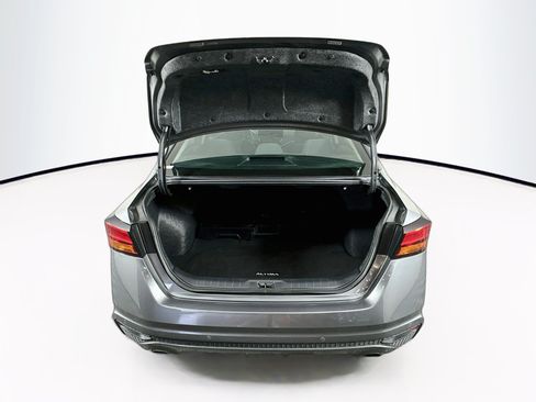 Used 2024 Nissan Altima 2.5 SV w/ SV Premium Package FWD image 29