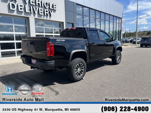 Used 2022 Chevrolet Colorado ZR2 image 9
