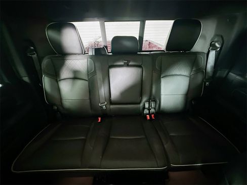 New 2026 RAM 3500 Limited image 10