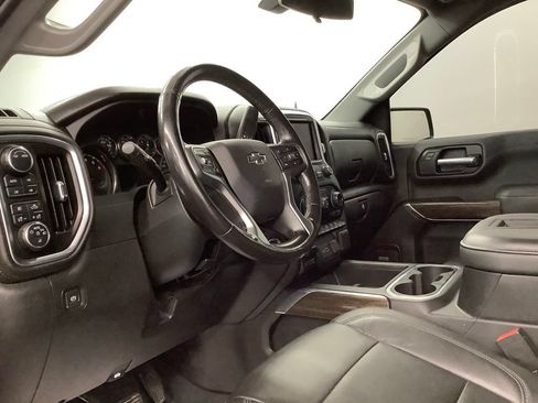 Used 2020 Chevrolet Silverado 1500 LT Trail Boss AWD/4WD image 16
