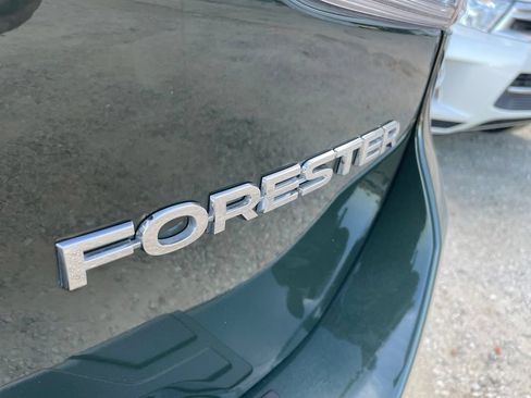Used 2023 Subaru Forester Limited AWD/4WD image 12