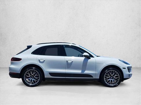 Used 2017 Porsche Macan S AWD/4WD image 4
