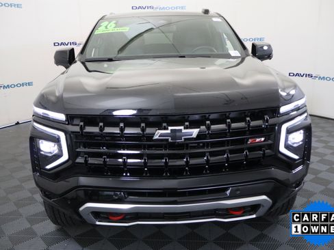 Used 2026 Chevrolet Suburban Z71 AWD/4WD image 14