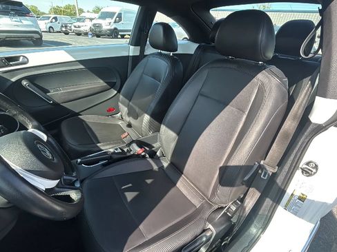 Used 2012 Volkswagen Beetle 2.5 FWD image 14
