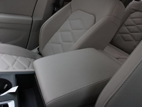 New 2026 Volkswagen Atlas SE AWD/4WD image 17