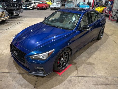 Used 2019 INFINITI Q50 Red Sport 400 AWD/4WD image 15
