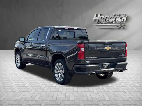 Used 2022 Chevrolet Silverado 1500 High Country AWD/4WD image 9