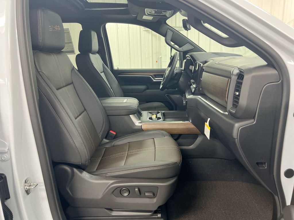 New 2026 Chevrolet Silverado 2500 High Country w/ High Country Premium Package AWD/4WD image 23