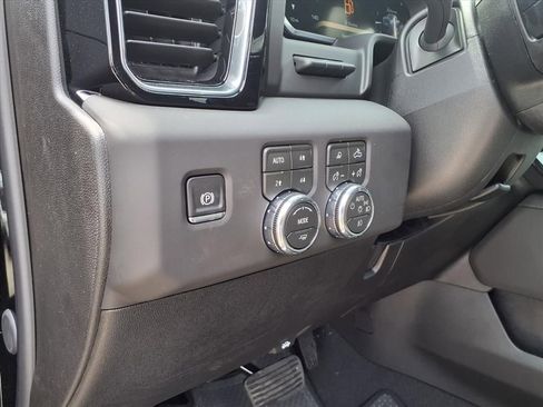 New 2026 GMC Sierra 2500 Denali w/ Denali Reserve Package AWD/4WD image 12