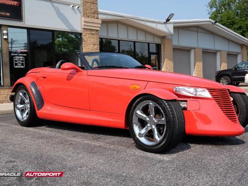 Used 1999 Plymouth Prowler RWD image 10