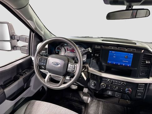 Used 2024 Ford F350 XLT image 14