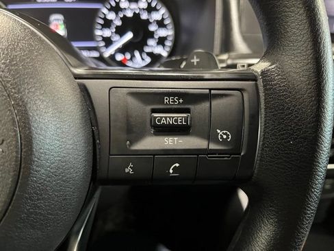Used 2024 Nissan Rogue S AWD/4WD image 23