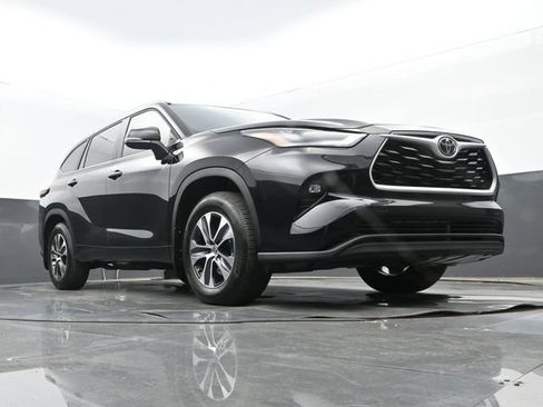 Used 2026 Toyota Highlander XLE AWD/4WD image 26