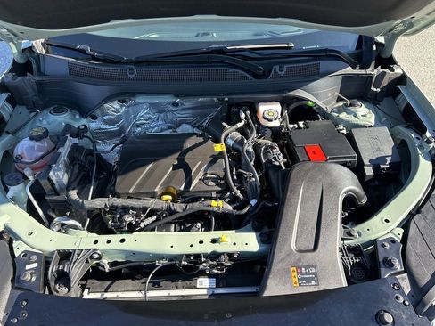 Used 2025 Chevrolet Trax ACTIV w/ Driver Confidence Package image 31