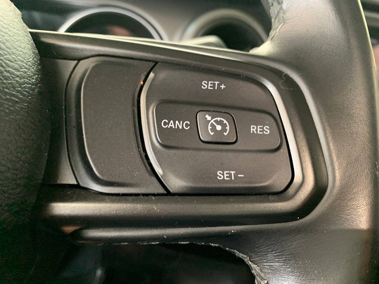 Used 2021 Jeep Wrangler Sport AWD/4WD image 13
