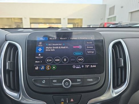 Used 2022 Chevrolet Equinox LT image 8