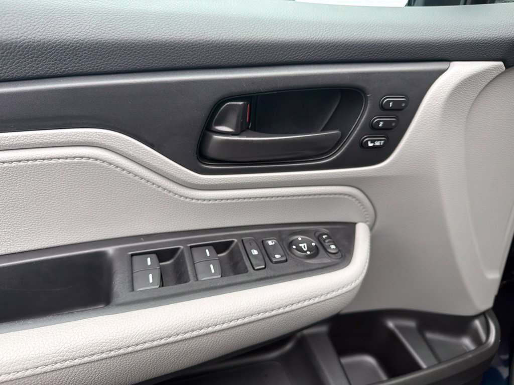 Certified 2024 Honda Odyssey EX-L image 27