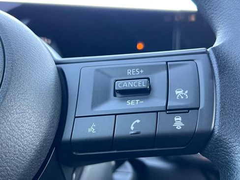 New 2026 Nissan Kicks SV image 12