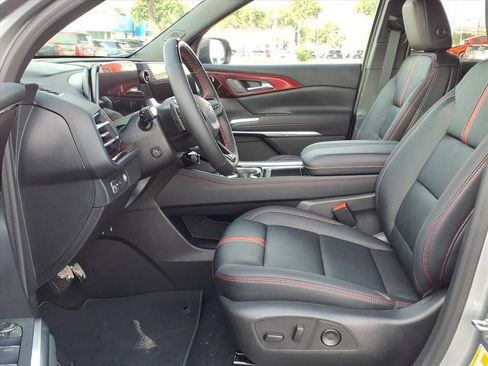 New 2026 Chevrolet Traverse RS FWD image 16
