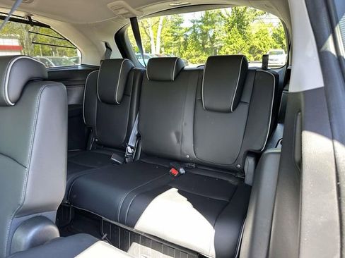 Certified 2025 Honda Odyssey Touring image 11